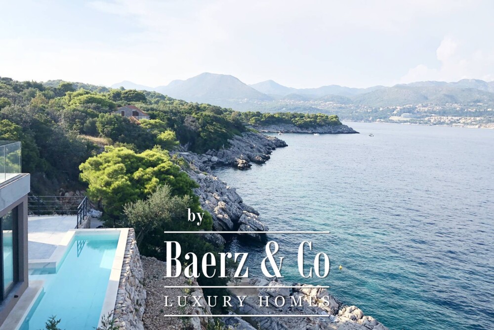 Dubrovnik archipelago, two luxury villas 604 m2 first row to the sea with pool image