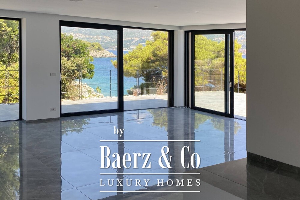 Dubrovnik archipelago, two luxury villas 604 m2 first row to the sea with pool image