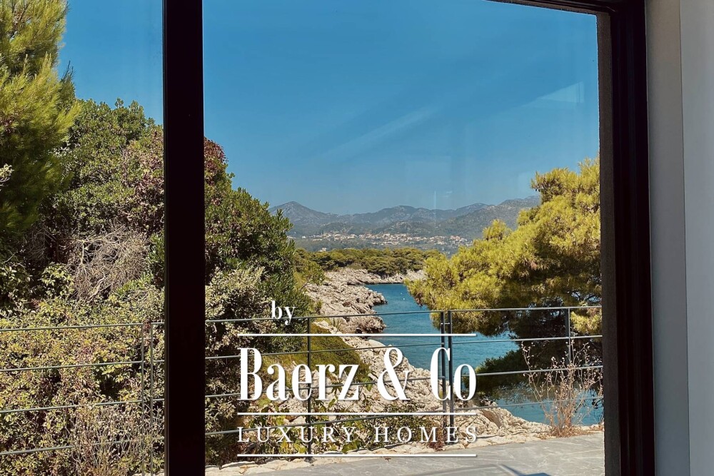 Dubrovnik archipelago, two luxury villas 604 m2 first row to the sea with pool image