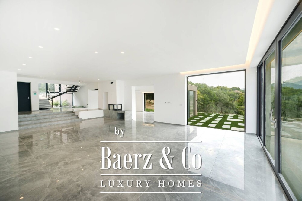 Dubrovnik archipelago, two luxury villas 604 m2 first row to the sea with pool image
