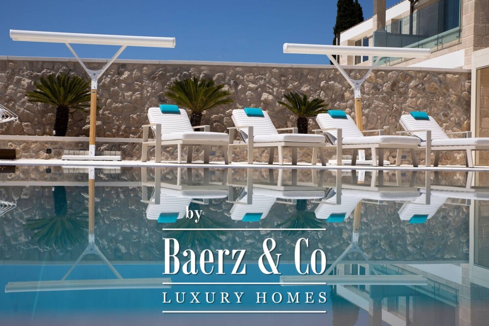 Cavtat, two villas in a unique location image