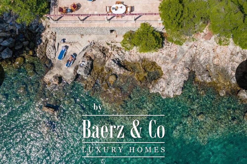 Island of Koločep (Dubrovnik), villa with an exclusive position, first row to the sea image