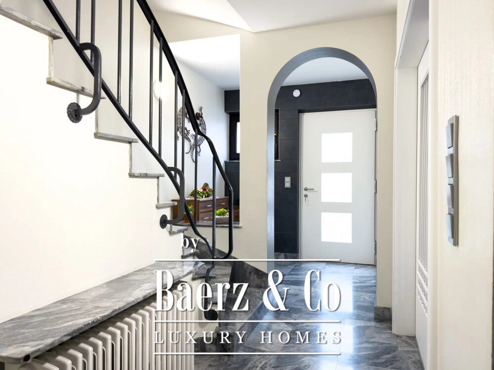 House 4 bedrooms image