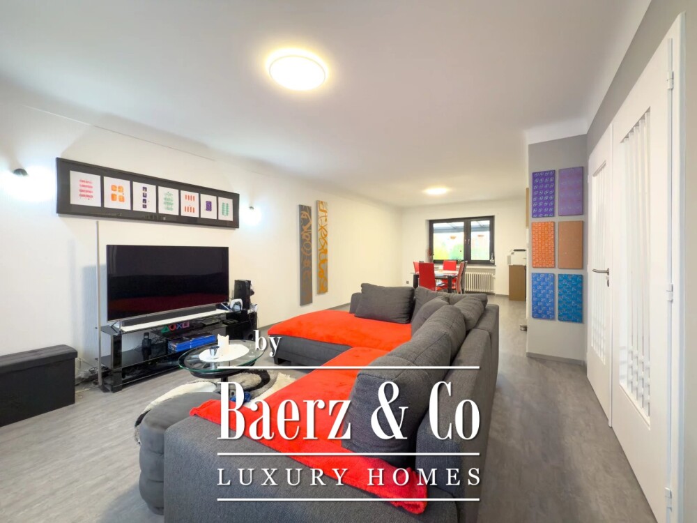 House 4 bedrooms image