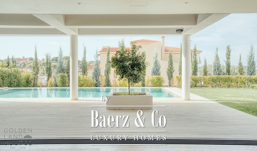 Contemporary Villa in Voula image