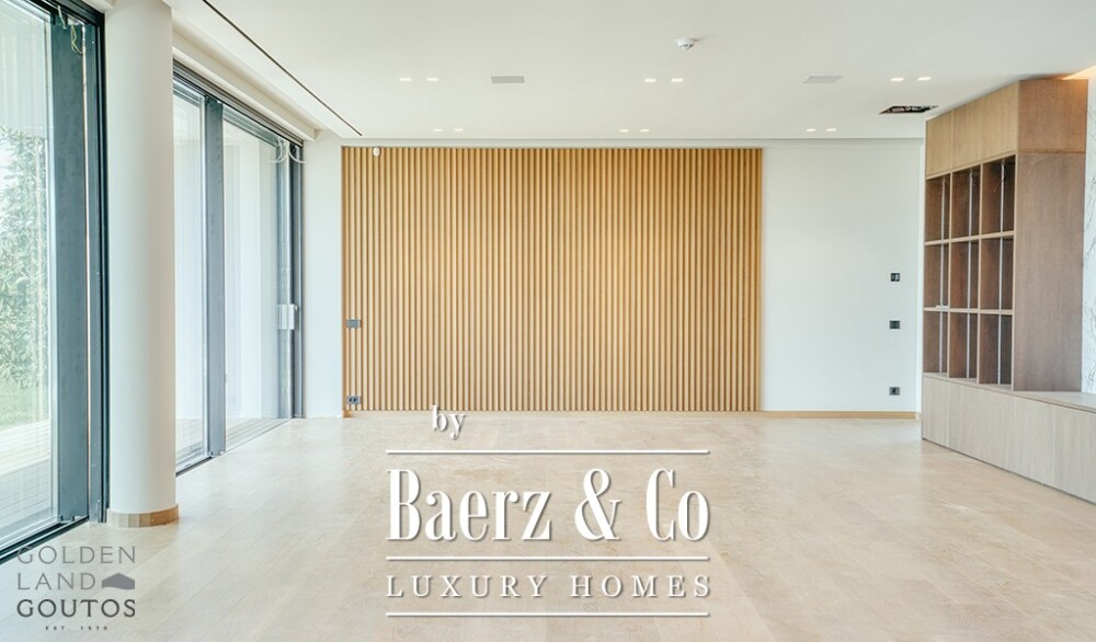 Contemporary Villa in Voula image