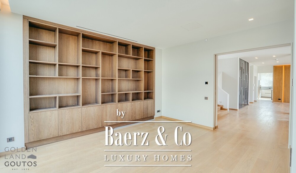 Contemporary Villa in Voula image
