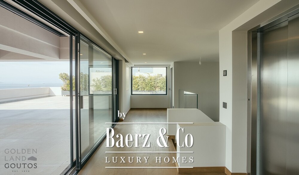 Contemporary Villa in Voula image