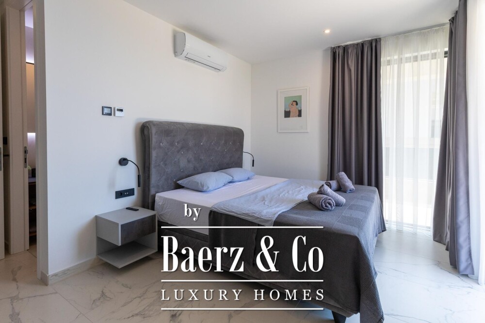 Komarna, luxury designer villa with swimming pool, sea view image