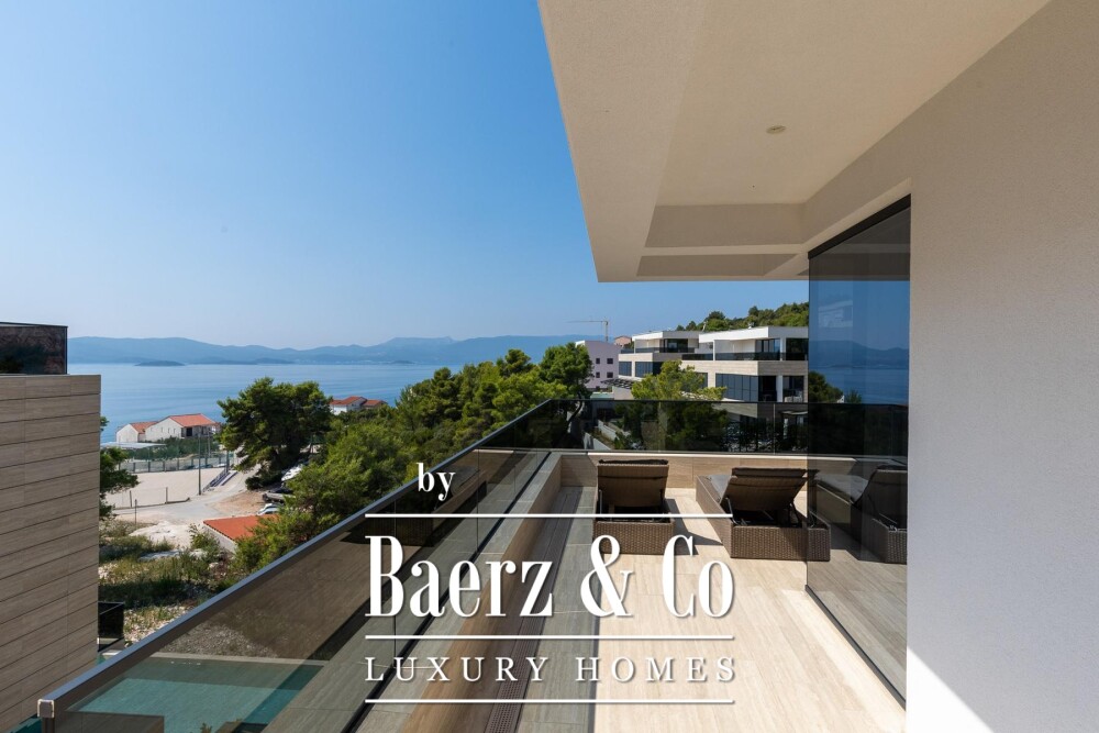 Komarna, luxury designer villa with swimming pool, sea view image