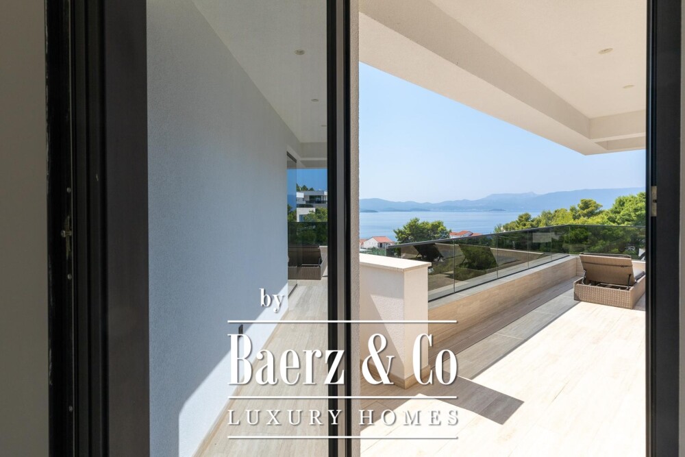 Komarna, luxury designer villa with swimming pool, sea view image