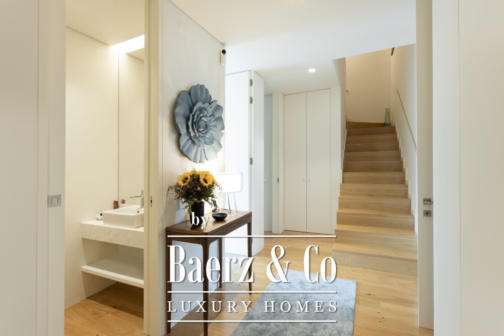 Luxury 4 bedroom duplex  penthouse in prime Lisbon location. image