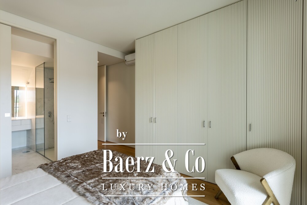 Luxury 4 bedroom duplex  penthouse in prime Lisbon location. image