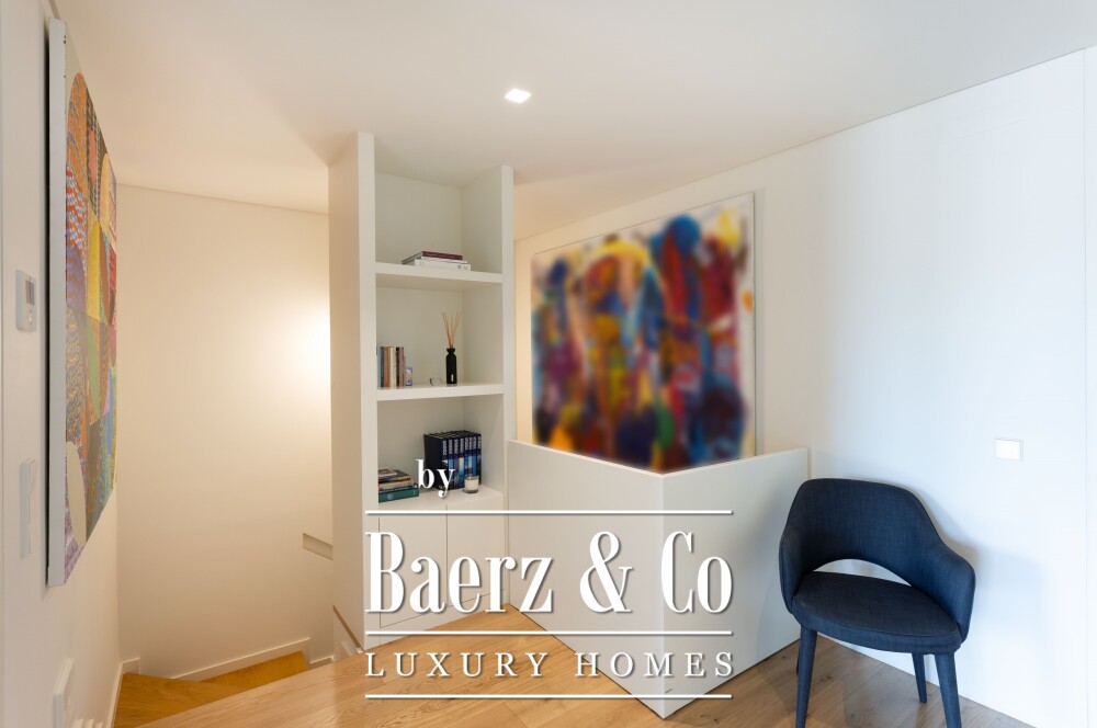 Luxury 4 bedroom duplex  penthouse in prime Lisbon location. image