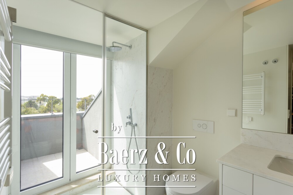 Luxury 4 bedroom duplex  penthouse in prime Lisbon location. image