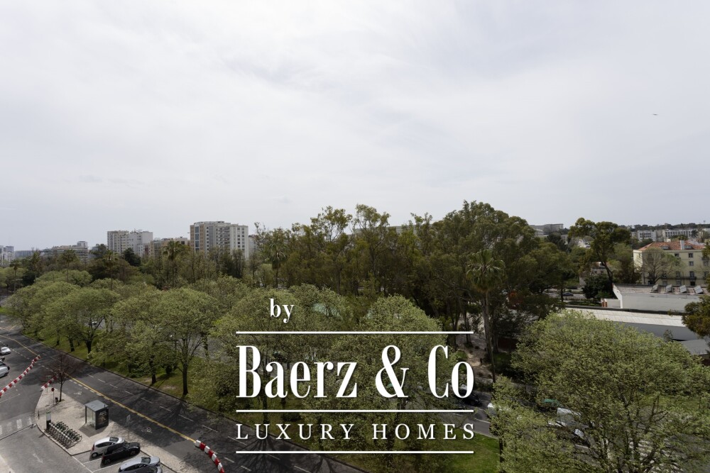 Luxury 4 bedroom duplex  penthouse in prime Lisbon location. image