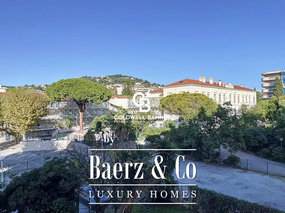 Cannes Pointe Croisette - Renovated and furnished bourgeois apartment with balcony image