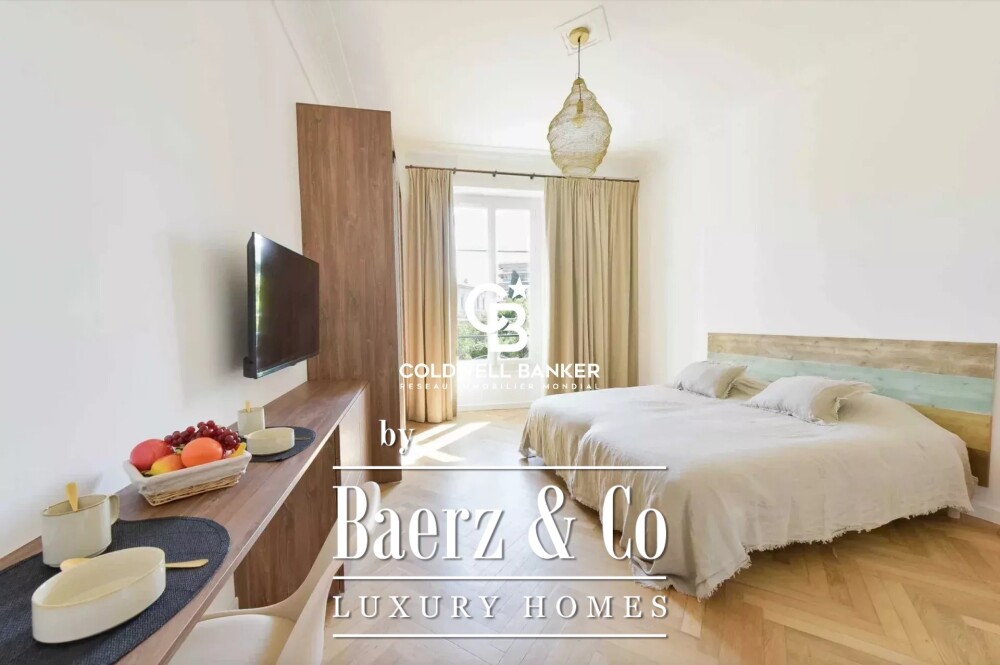 Cannes Pointe Croisette - Renovated and furnished bourgeois apartment with balcony image