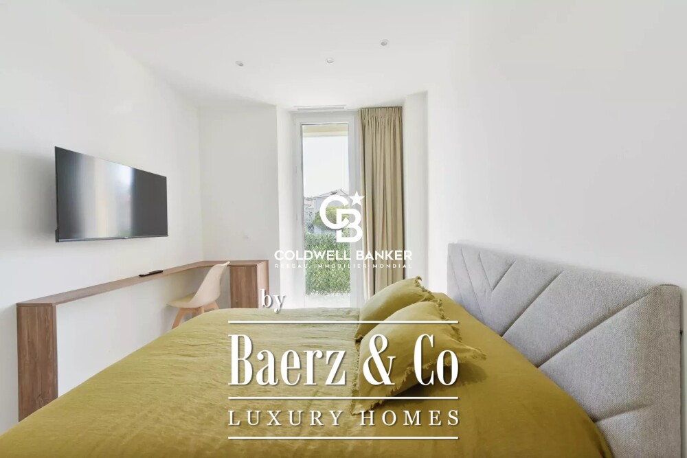 Cannes Pointe Croisette - Renovated and furnished bourgeois apartment with balcony image