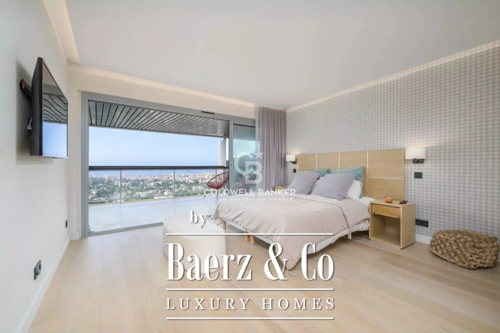 PENTHOUSE SEAVIEW image