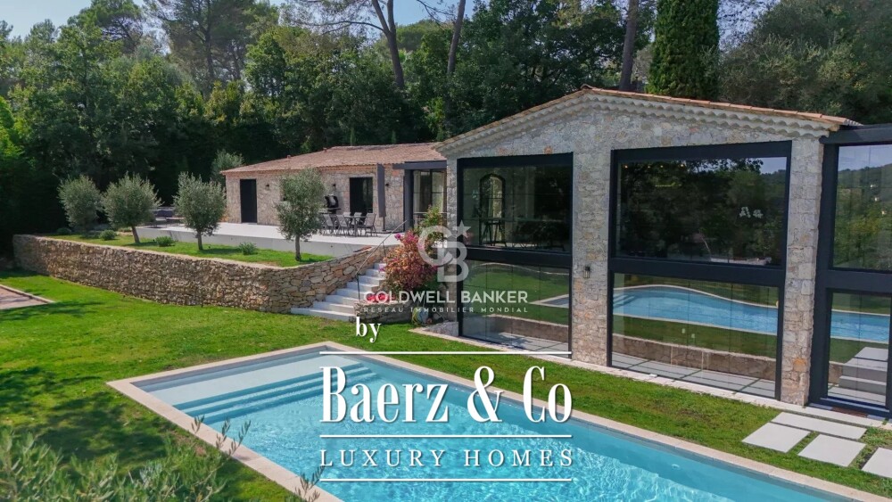 Stone and renovated villa located in Valbonne image