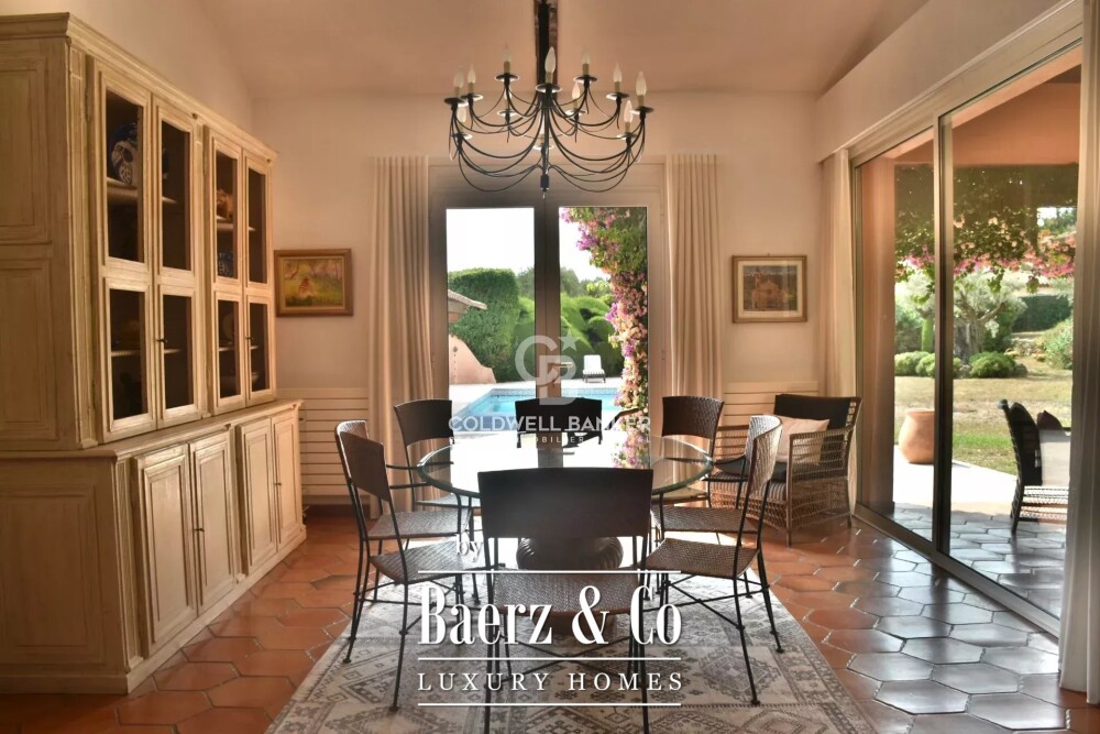 Beautiful Provençal villa at the foot of the village of Valbonne image