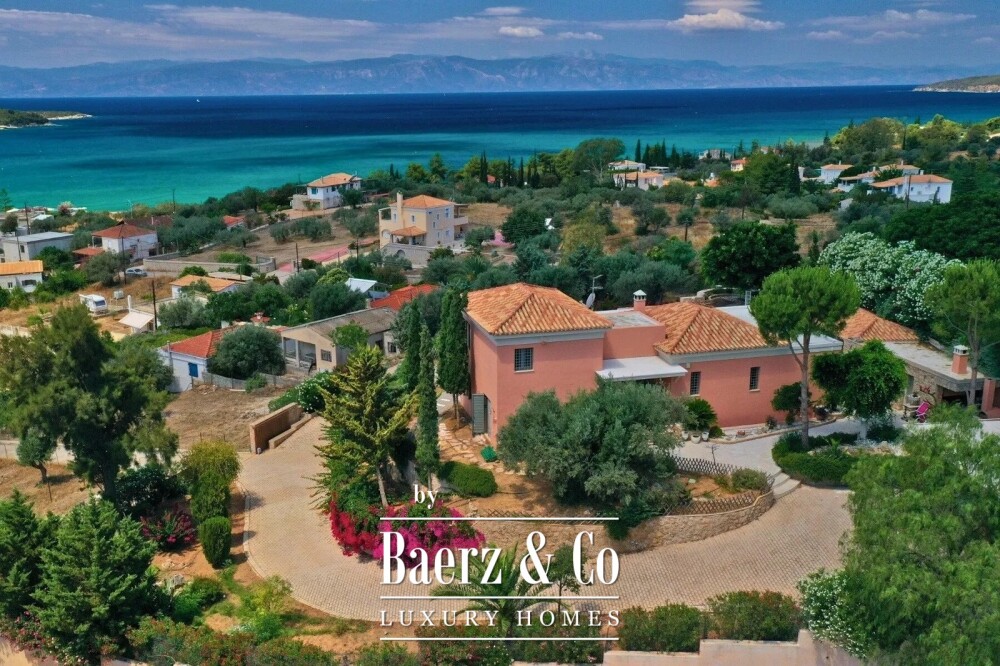 Luxurious Villa in Ververonda, Porto Heli image