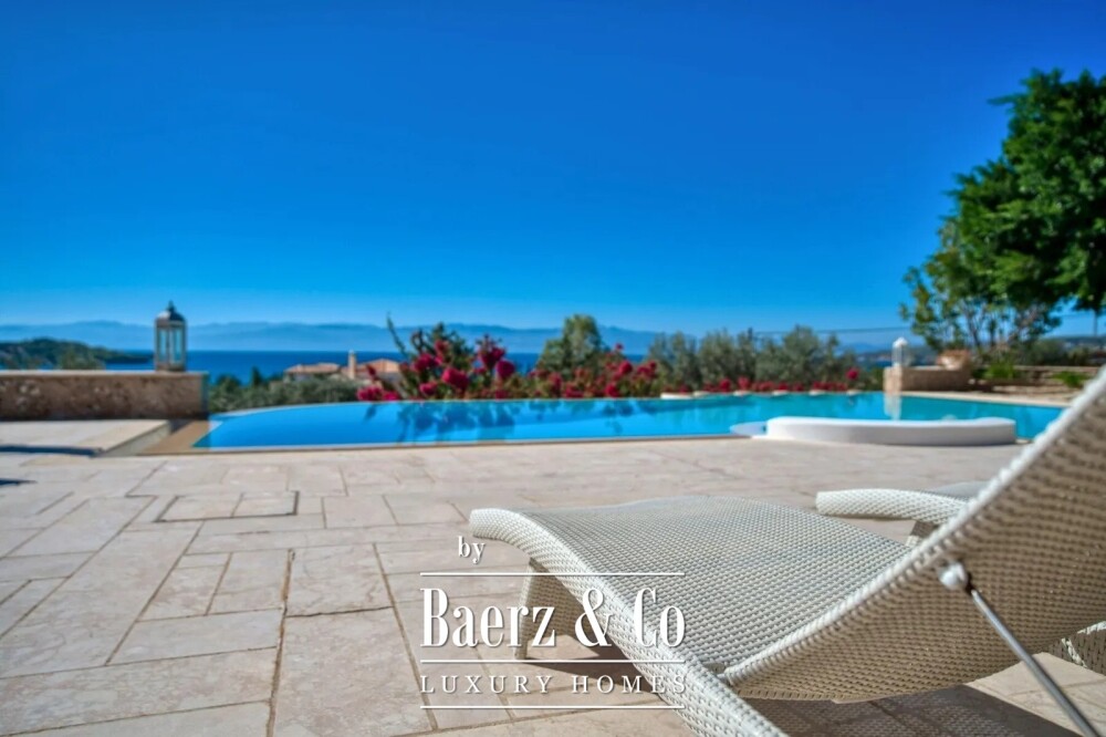 Luxurious Villa in Ververonda, Porto Heli image