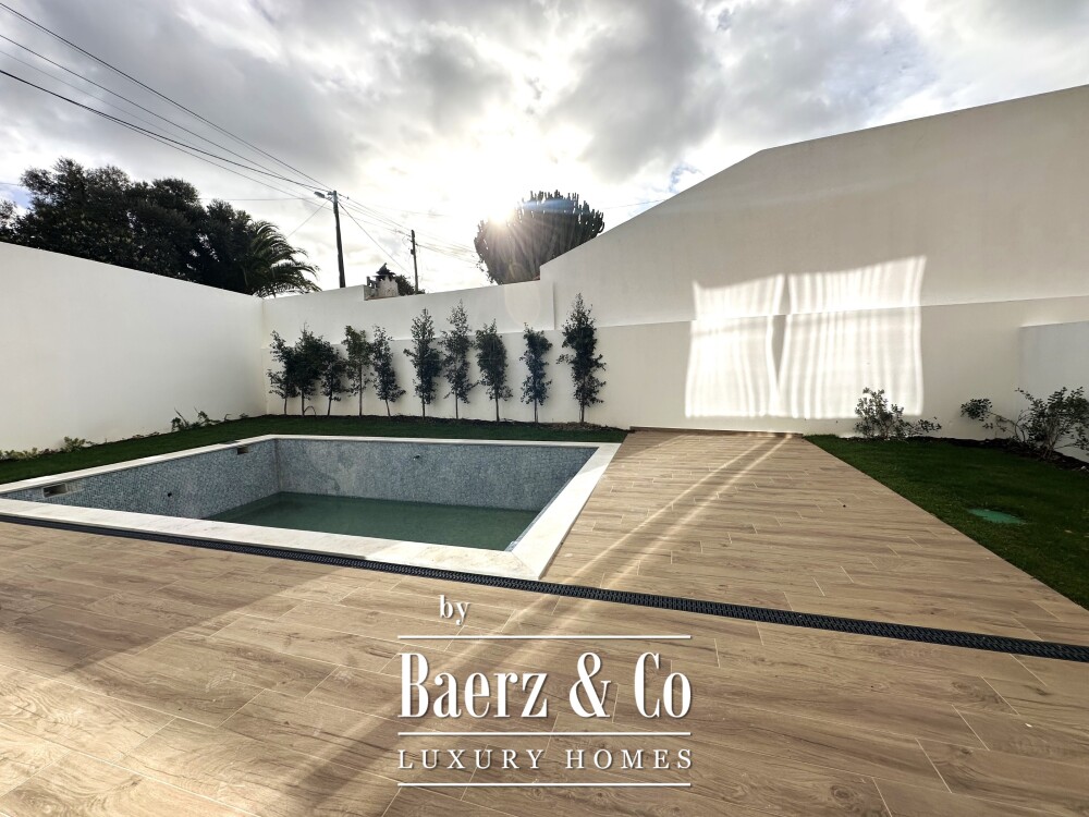 New house in a private condominium, in Murches image