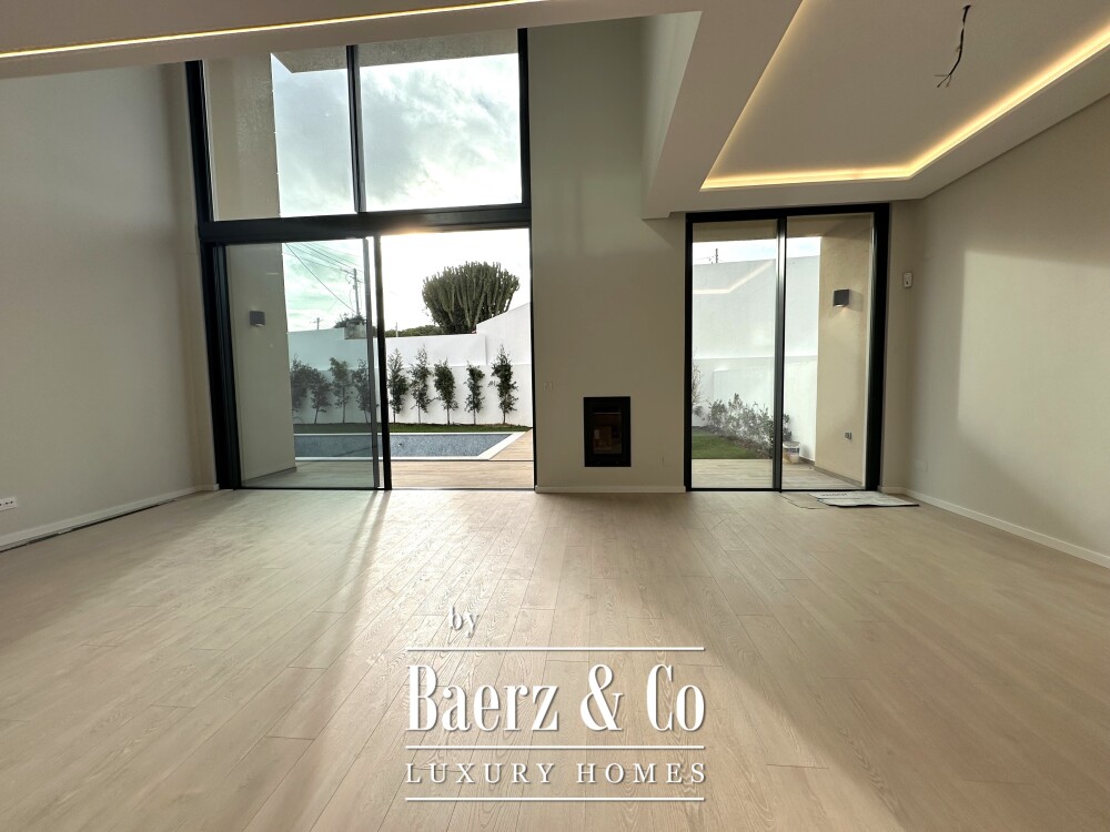 New house in a private condominium, in Murches image