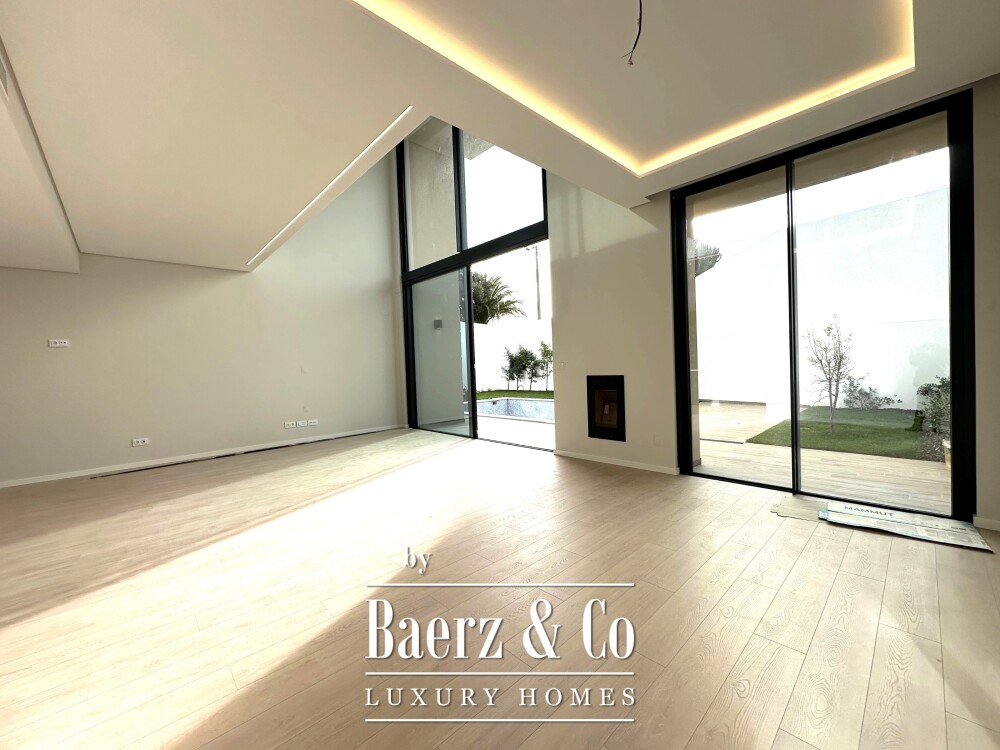 New house in a private condominium, in Murches image