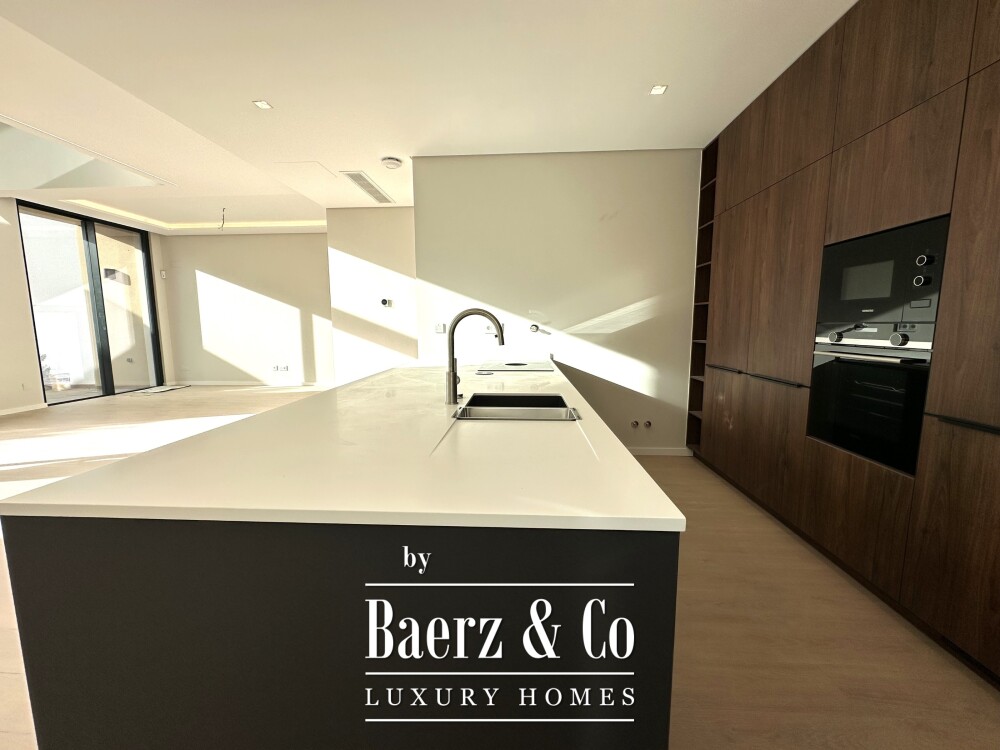 New house in a private condominium, in Murches image