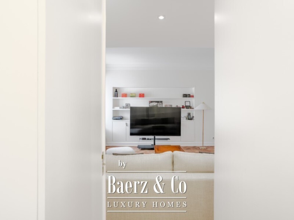 Apartment 4 Bedrooms +1 Sale Lisboa image