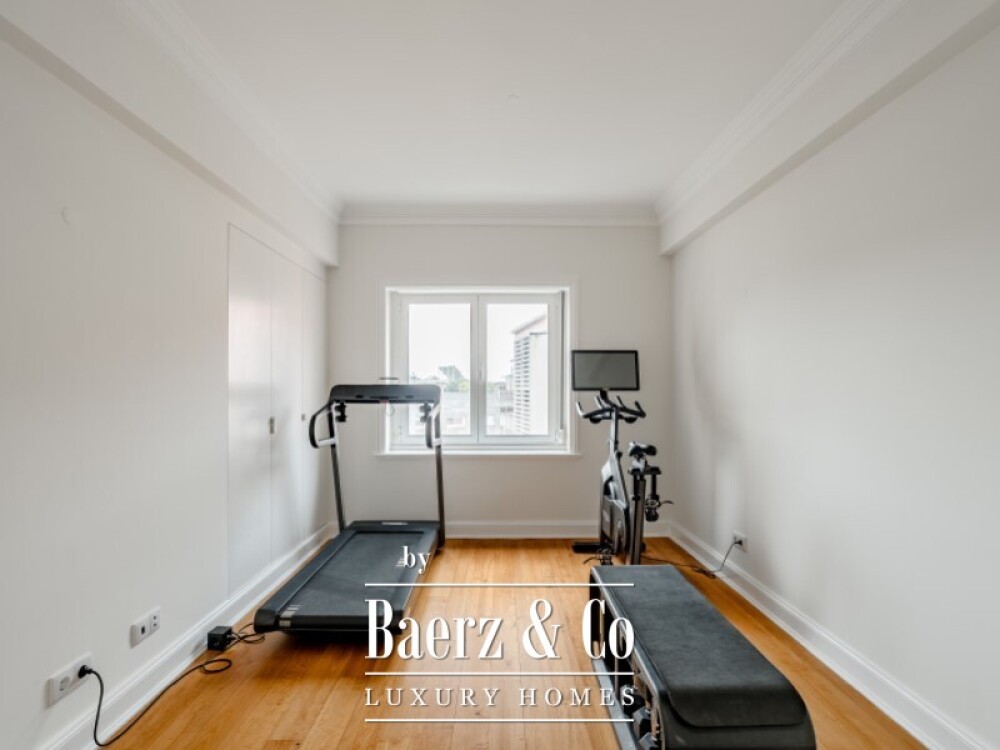 Apartment 4 Bedrooms +1 Sale Lisboa image
