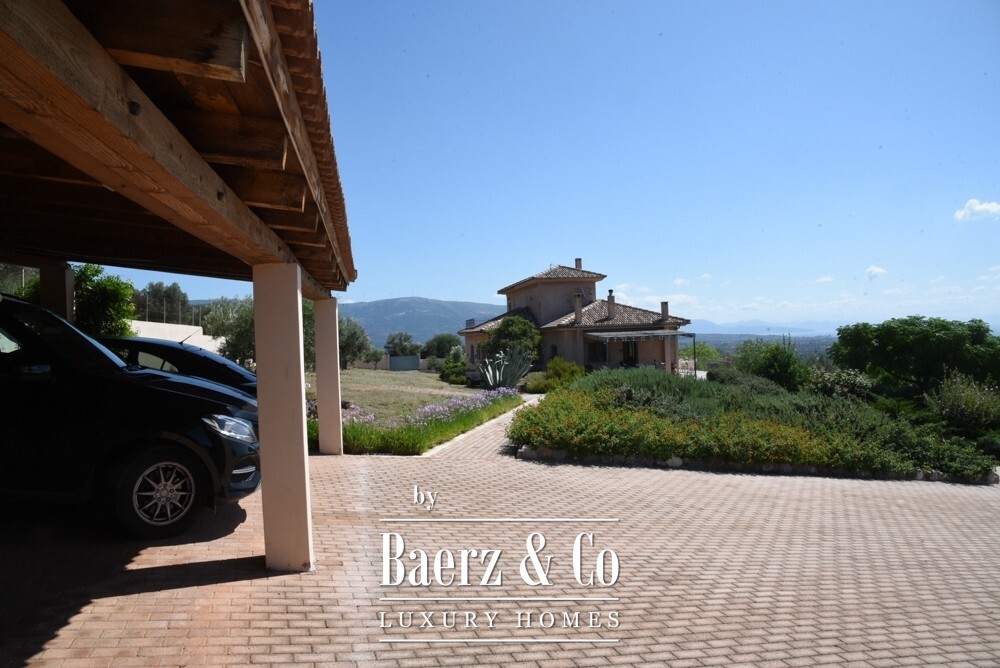 Tuscan-Style Villa in Amarynthos with Panoramic Sea & Mountain Views image