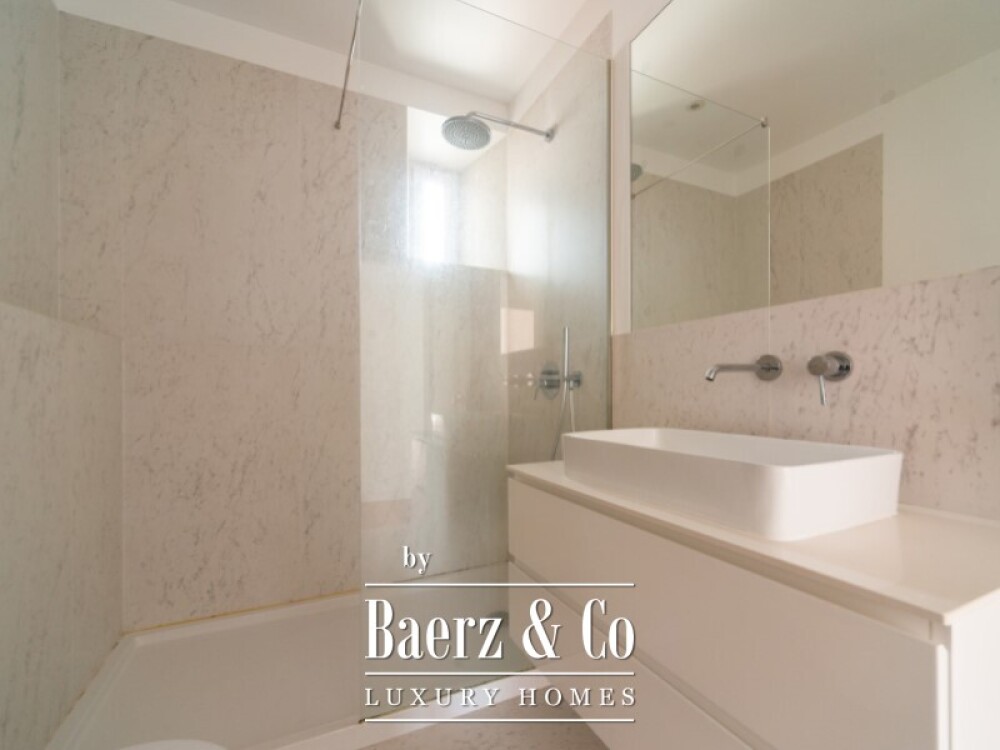 Discover this exceptional two-bedroom apartment in Príncipe Real, offering truly breathtaking views. image