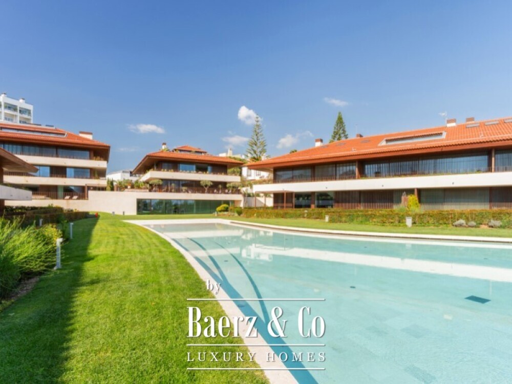 Luxurious Apartment with 3 Ensuite Bedrooms - Garden and Swimming Pool - Privileged Location - Sea View - Walking Distance from the beach - Gated community with 24/7 Security. image