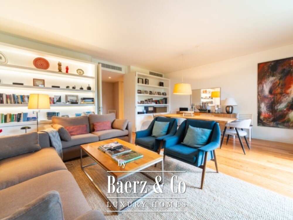 Luxury 2 Bedroom Apartment with Private Garden in Restelo, inserted in a condominium of excellence image