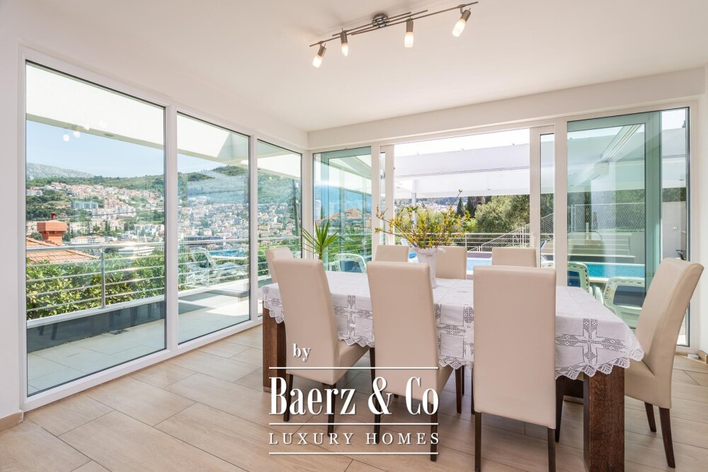 Dubrovnik, villa with a pool and panoramic view image