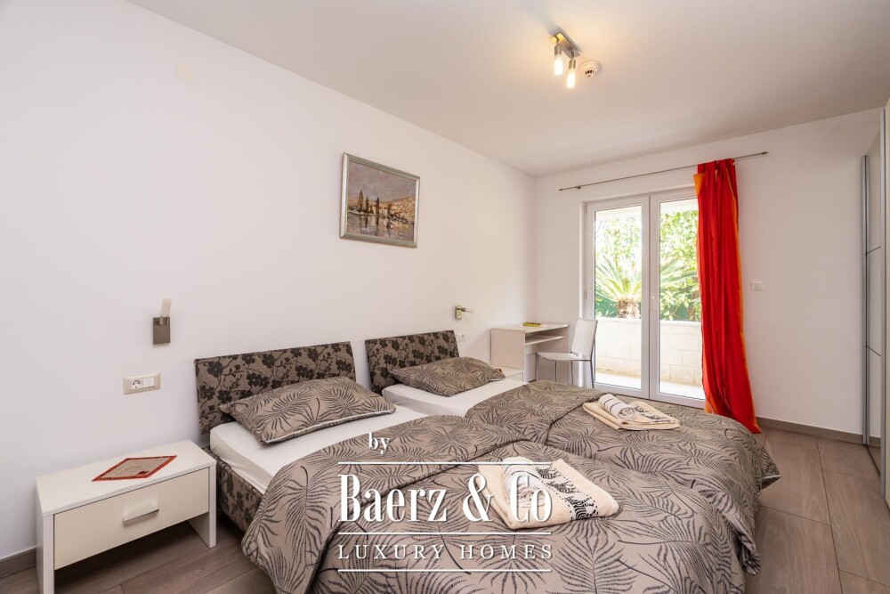 Dubrovnik, villa with a pool and panoramic view image