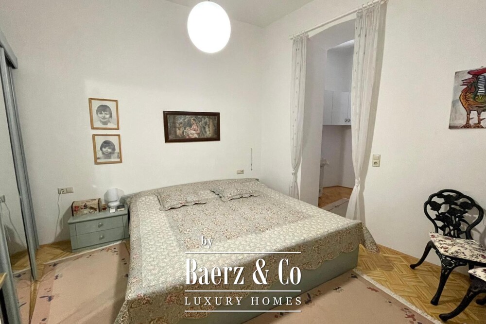 Crikvenica, house with 4 apartments and 2 commercial units in the town centre with sea view image