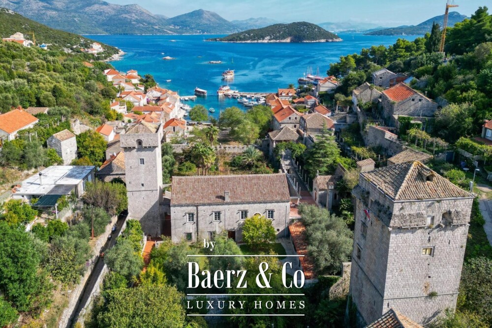Dubrovnik surroundings - a unique summer residence preserved in its original form image