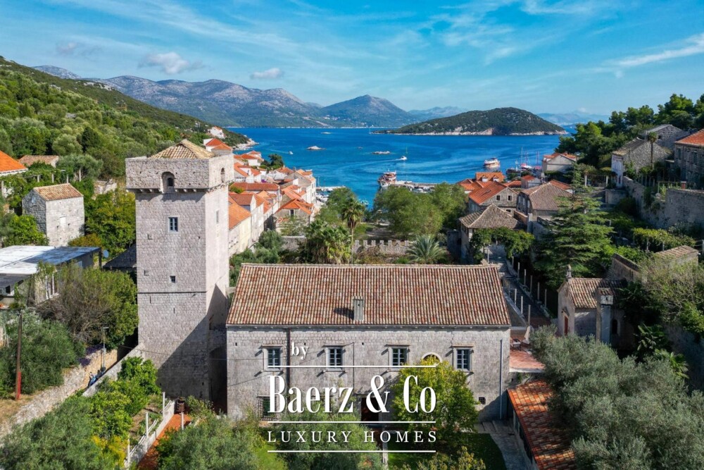 Dubrovnik surroundings - a unique summer residence preserved in its original form image