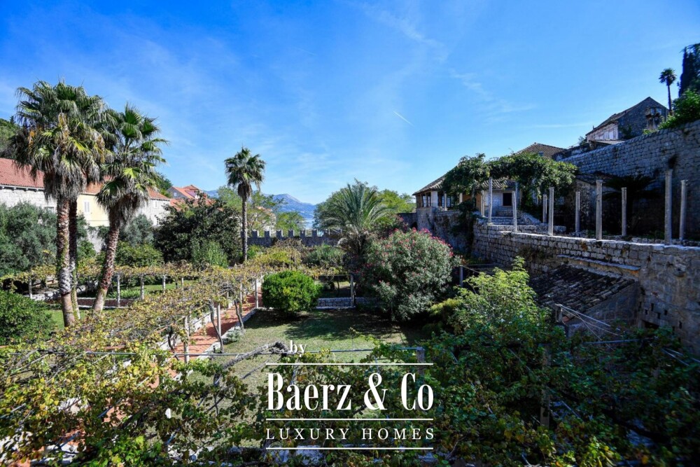 Dubrovnik surroundings - a unique summer residence preserved in its original form image