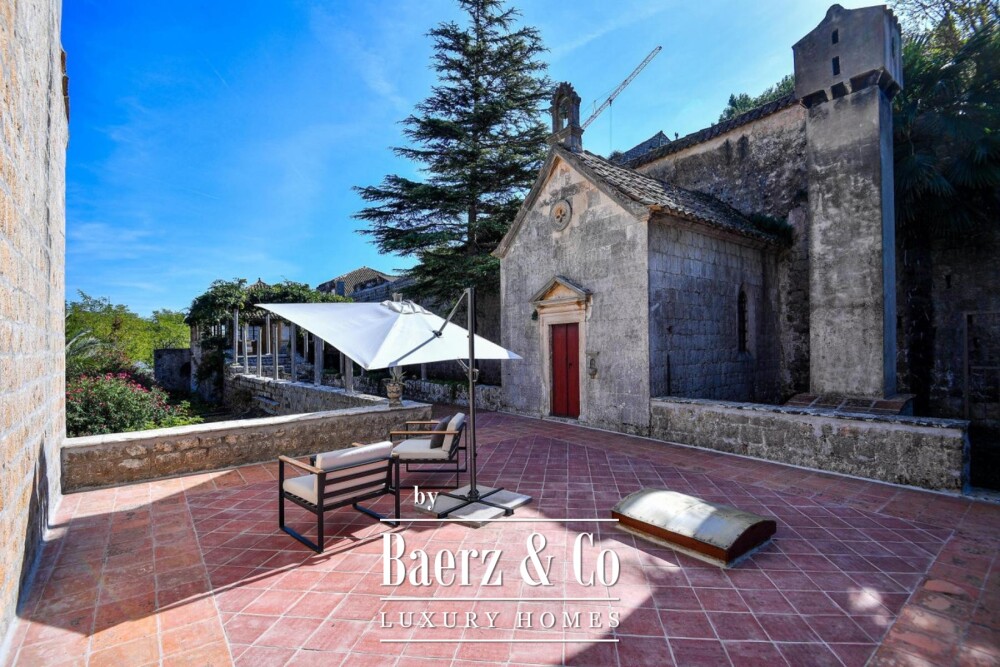 Dubrovnik surroundings - a unique summer residence preserved in its original form image