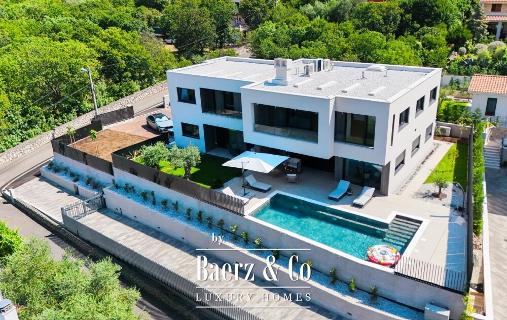 Exclusive Luxury Residence with Two Independent Villas in One Property, Kvarner Bay Views image