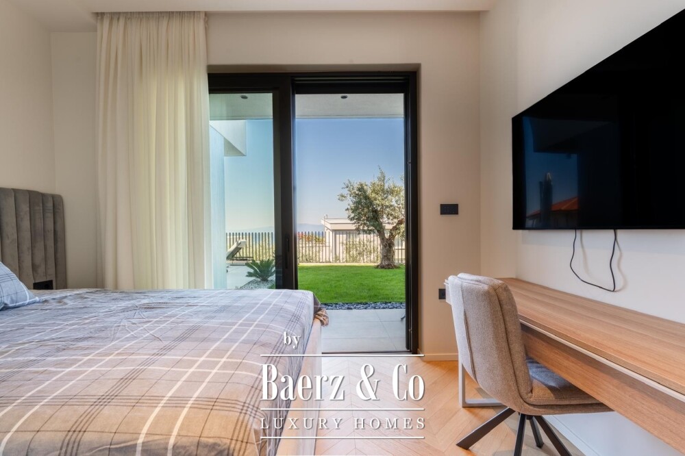 Exclusive Luxury Residence with Two Independent Villas in One Property, Kvarner Bay Views image