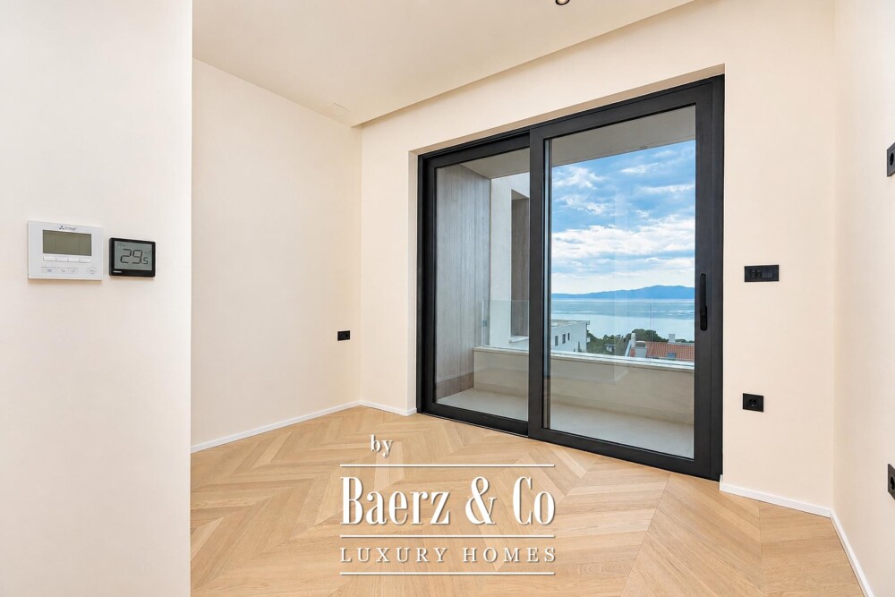 Kostrena, Rožići, exclusive 200 m² penthouse with panoramic sea views image