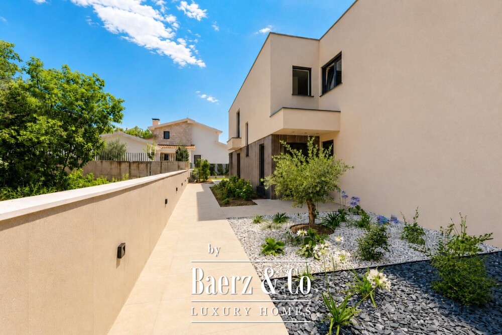 Kostrena, Rožići, exclusive 200 m² penthouse with panoramic sea views image
