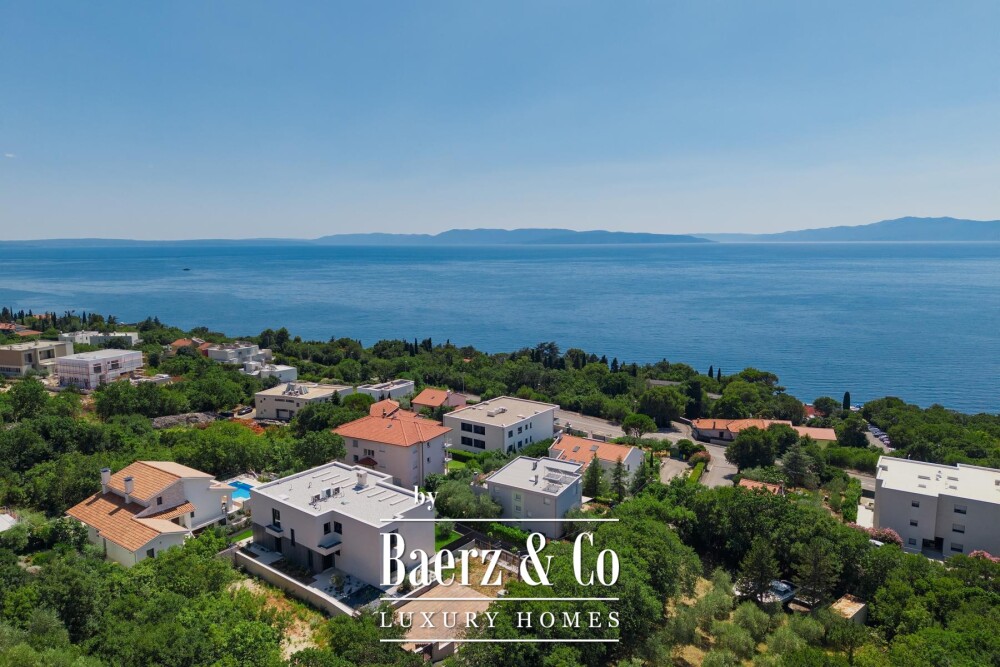 Kostrena, Rožići, exclusive 200 m² penthouse with panoramic sea views image